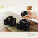 上品な黒檀調の電木製コースターセット