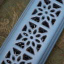 陶磁製長方形透かし彫り香炉 和モダンデザイン 寝かせ式お香立て